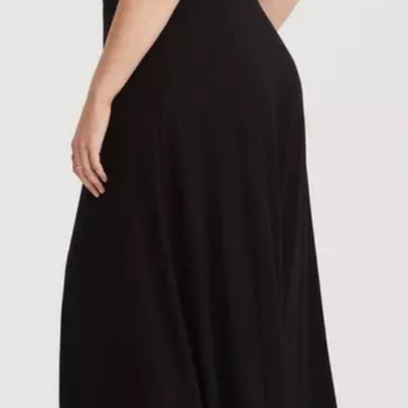 Torrid Black Dress Jersey Maxi Dress Cold Shoulder size 1x - Picture 4 of 6